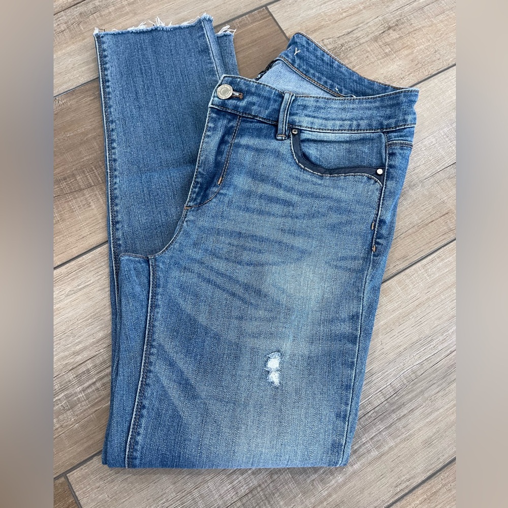 White House Black Market Jeans The Skinny Blue Jeans Size was 4